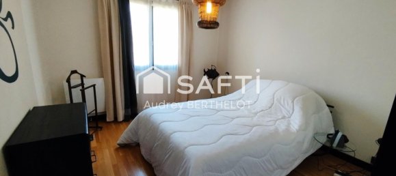 4 bedrooms House in Saint-Doulchard, France No. 263626 10