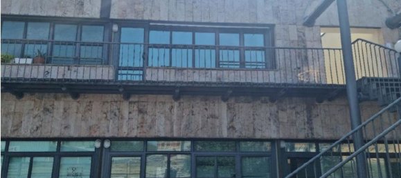 2 rooms Commercial property in Arezzo, Italy No. 190002 5