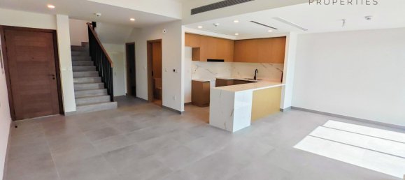 3 bedrooms Townhouse in Dubai Land, UAE No. 56293 2