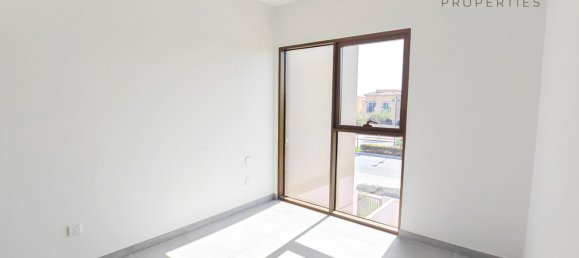 3 bedrooms Townhouse in Dubai Land, UAE No. 56293 7