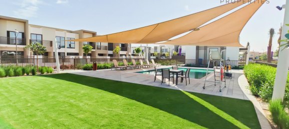 3 bedrooms Townhouse in Dubai Land, UAE No. 56293 19