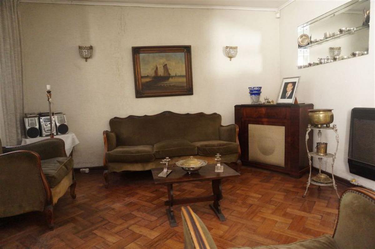 3 bedrooms House in Santiago, Chile No. 3644