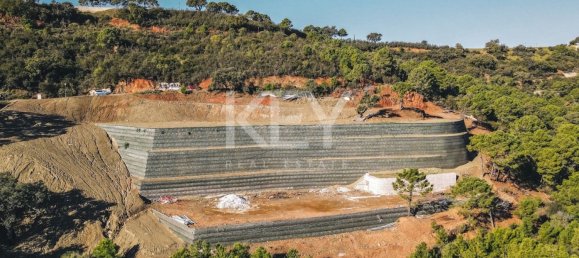  Land in Malaga, Spain No. 130029 4