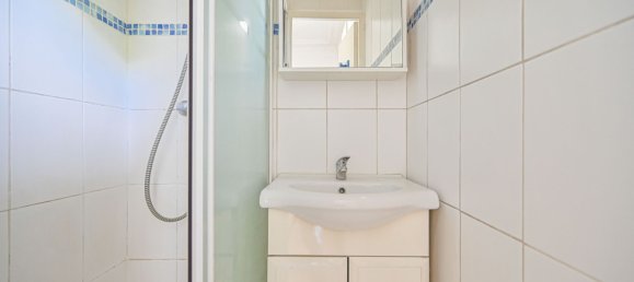 Квартира с 2 комнатами в Клиши, Франция № 337574 5