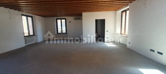4 bedrooms Apartment in Pesaro, Italy No. 162698 3