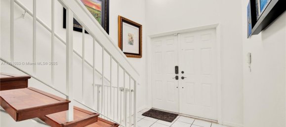 4 dormitorios villa en venta en Miami, Miami-Dade, Florida, USA № 614168 5