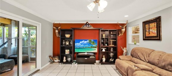 4 dormitorios villa en venta en Miami, Miami-Dade, Florida, USA № 614168 18