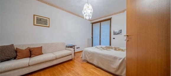 2 غرف نوم شقة في Sondrio, Italy رقم 317690 38