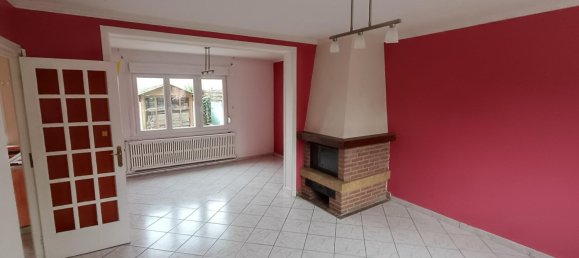 3 bedrooms House in Brebieres, France No. 214249 3