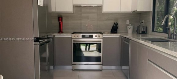 2 dormitorios villa en alquiler en Miami, Miami-Dade, Florida, USA № 614947 7