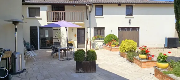 8 chambres Maison à Vitry-en-Perthois, France No. 354802 19