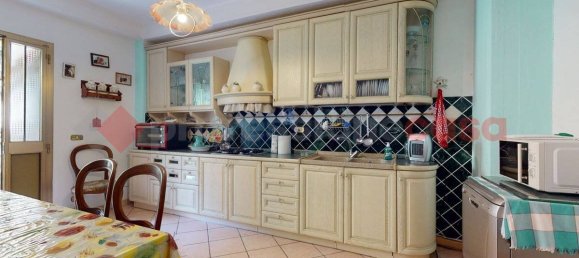 2 Schlafzimmer Wohnung in Minucciano, Italy, Nr. 234538 14