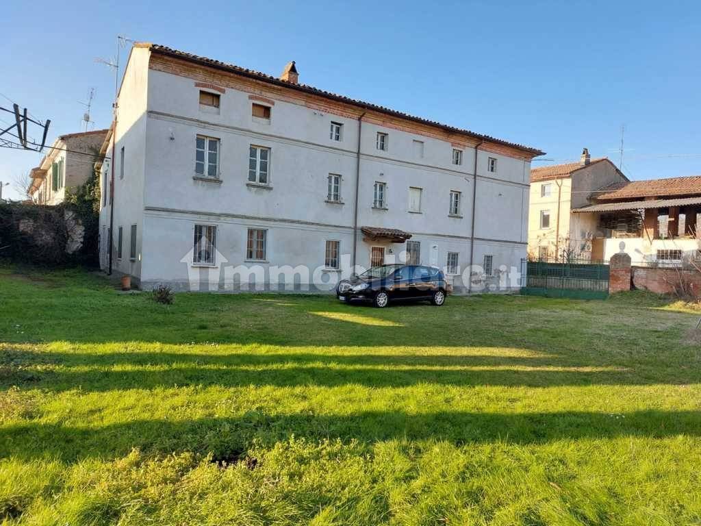 3 غرف نوم منزل في Arena Po, Italy رقم 122164