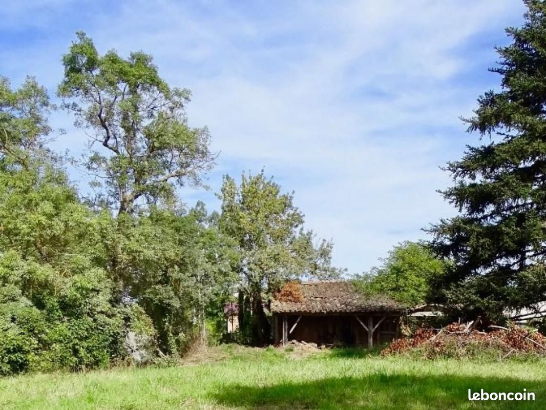 2370m² Land in Levignac, France No. 114151