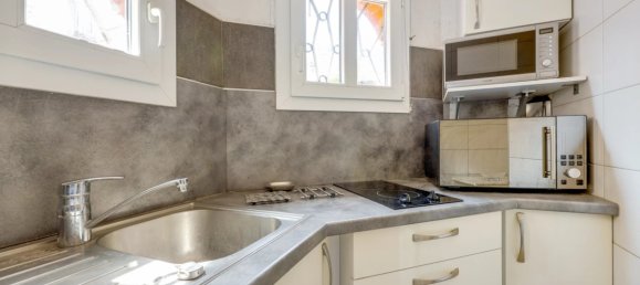 Studio à Saint-Mandé, France No. 168396 4