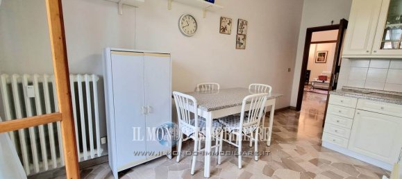 2 bedrooms Apartment in Florence, Italy No. 324540 10