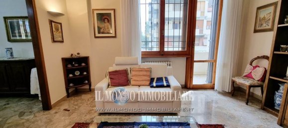 2 bedrooms Apartment in Florence, Italy No. 324540 27