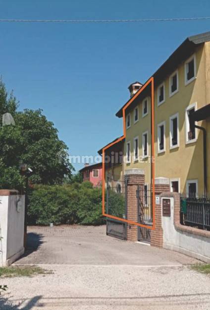 7 bedrooms Villa in Povegliano Veronese, Italy No. 271024