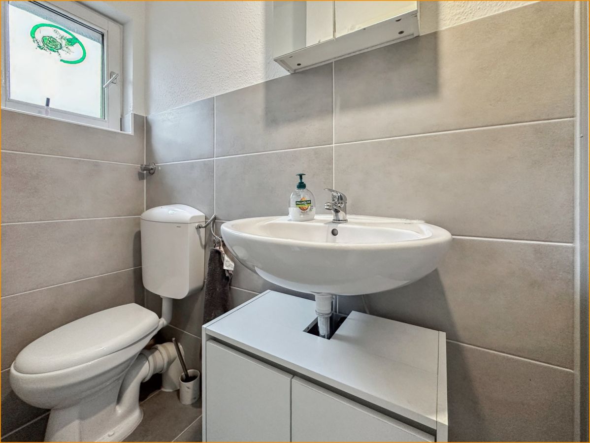 11-Zimmer Gebäude in Mettmann, Germany, Nr. 191346