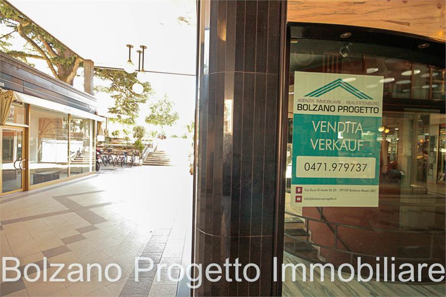 Imóvel comercial de 4 divisões em Trentino-Alto Adige, Italy N.º 363292