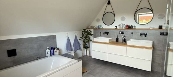 3 bedrooms Townhouse in Segeberg, Germany No. 323496 2