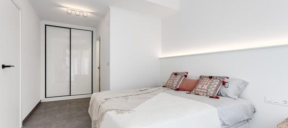 5 Schlafzimmer Villa in Torrevieja, Spain, Nr. 132772 23