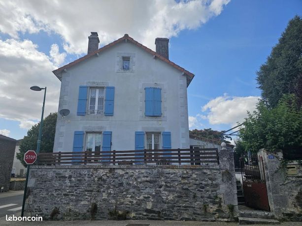 3 Schlafzimmer Haus in Charente, France, Nr. 309637