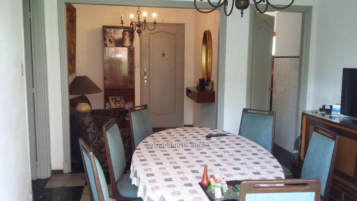 2 bedrooms Apartment in Montevideo, Uruguay No. 12133