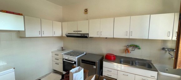 5 rooms Apartment in Siena, Italy No. 223342 6