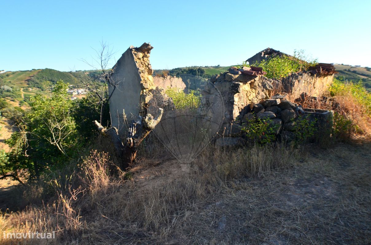 Terreno em Alenquer, Portugal 2240 m² N.º 222165