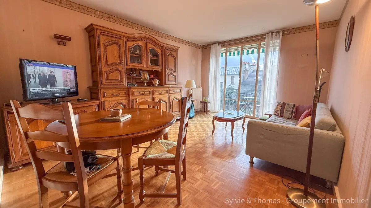 75m² Land in Paris, France No. 344482