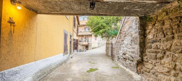 Apartamento de 5 habitaciónes en Viterbo, Italy No. 121068 16