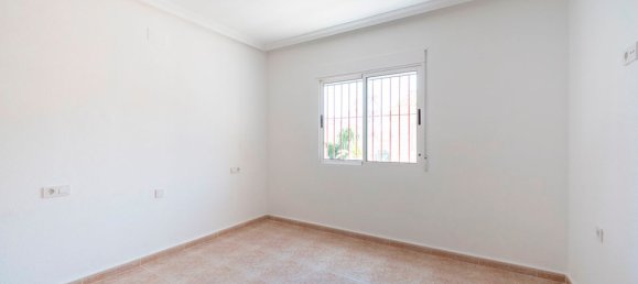 Casa de 3 dormitorios en Algorfa, Spain No. 178136 8