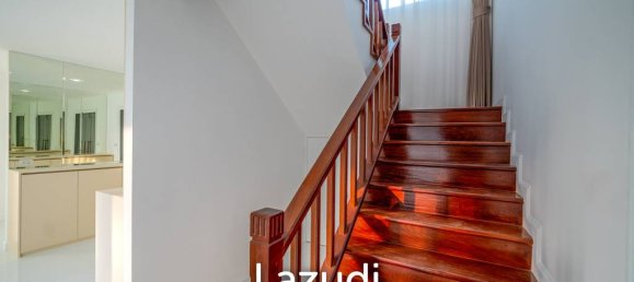 Villa de 6 dormitorios en Sattahip, Thailand No. 26292 8