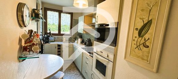 Квартира с 3 спальнями в Суази-су-Монморанси, Франция № 359604 3