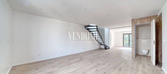 3 Schlafzimmer Doppelhaus in Suresnes, France, Nr. 281010 2