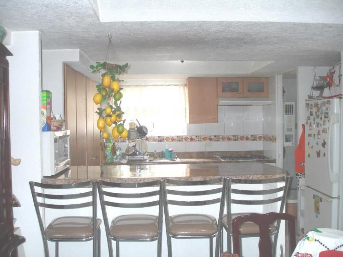 Квартира с 3 спальнями в Мехикали, Мексика № 187108