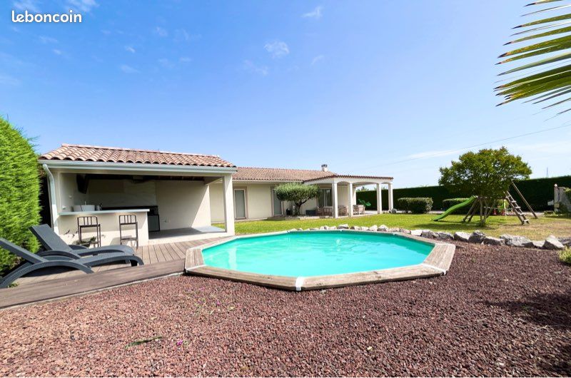 Villa de 3 dormitorios en Pamiers, France No. 336255