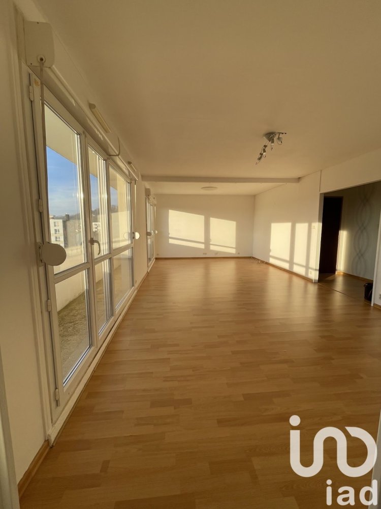 3 Schlafzimmer Wohnung in Laon, France, Nr. 161079