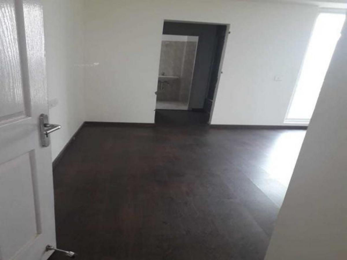 3 bedrooms House in Noida, India No. 27907