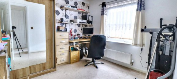 3 bedrooms House in Grays, United Kingdom No. 4963 9