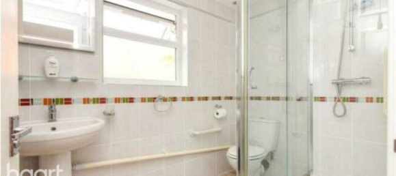 3 bedrooms House in Grays, United Kingdom No. 4963 23