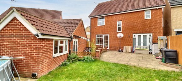 3 bedrooms House in Grays, United Kingdom No. 4963 12