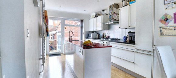 3 bedrooms House in Grays, United Kingdom No. 4963 19