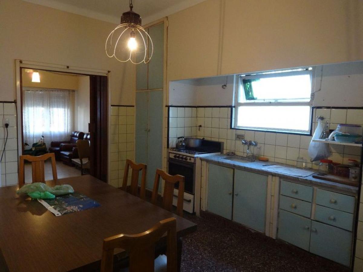 2 bedrooms House in Mar del Plata, Argentina No. 75299