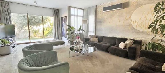 Casa de 4 dormitorios en Latsia, Cyprus No. 6377 8