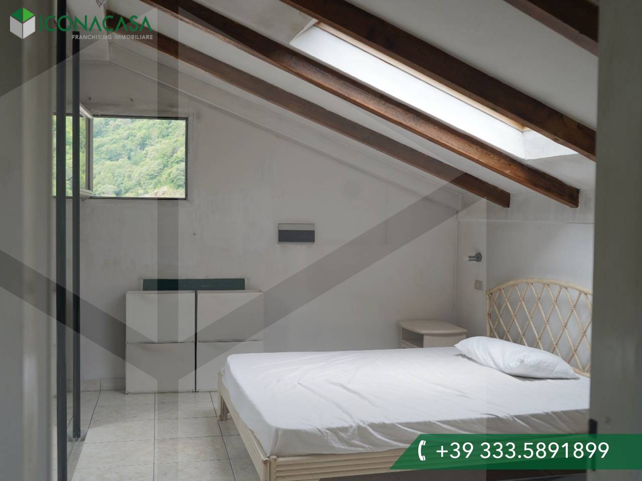 3-salle Appartement à Milan, Italy No. 241956