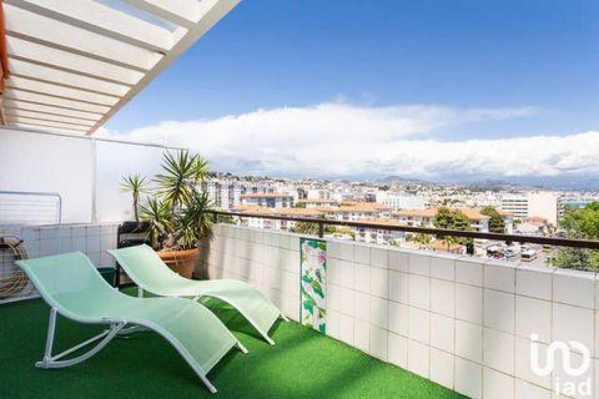 Studio in the Condo in Nice, France No. 7846