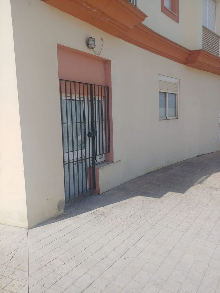 122m² Commercial property in Medina Sidonia, Spain No. 209559