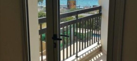 3 bedrooms Apartment in Limassol, Cyprus No. 1827 13